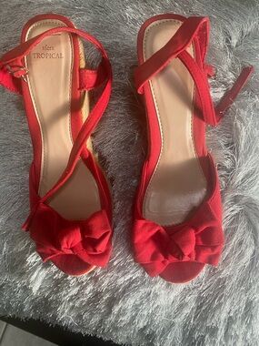 Sfera Tropical Red Bow Slingback Sandals